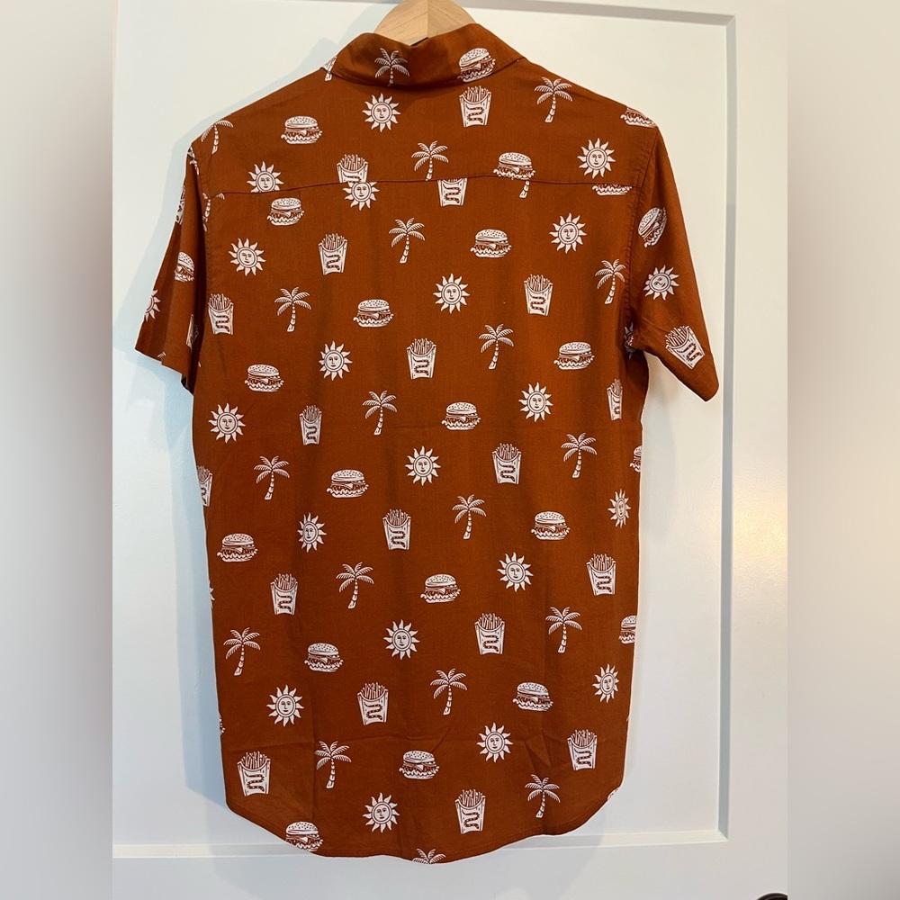 NWT Pyknic Take It Greasy Button-Up Shirt Novelty Camp Summer Brown White Unisex - Picture 9 of 10
